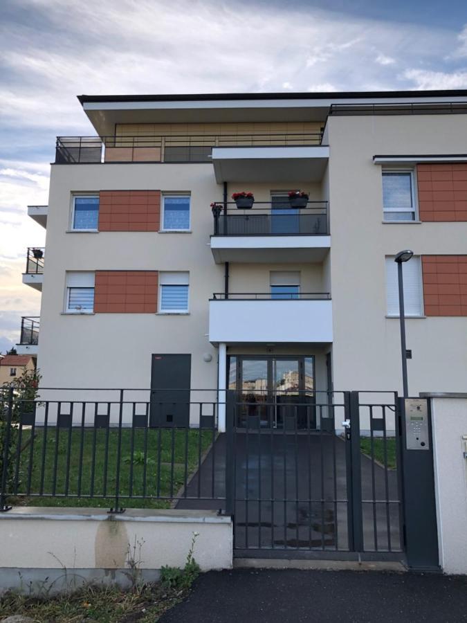 Spacieux - 4 Pers' - Balcon - 2 Lits - Parking Woippy Exterior foto